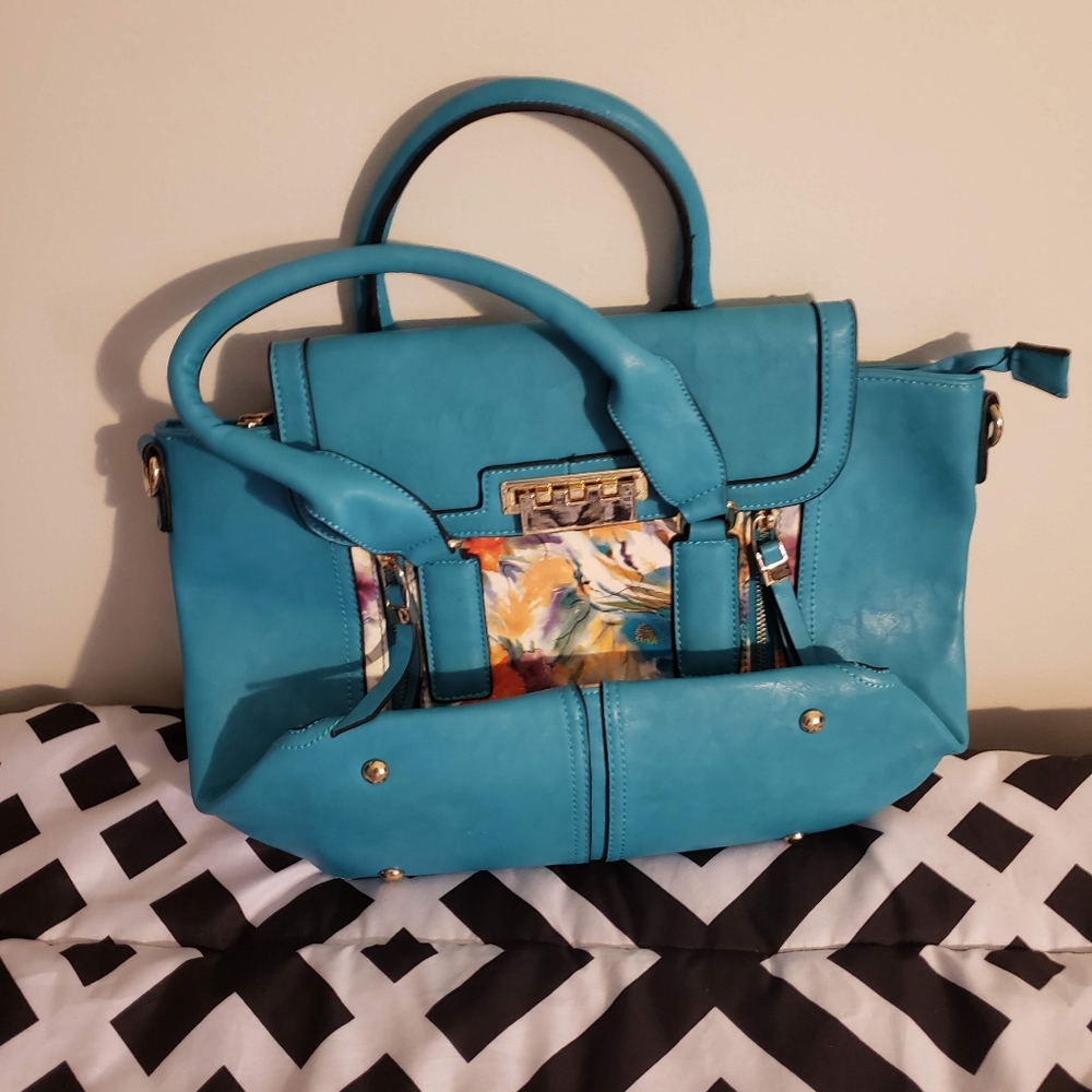 Hand bag